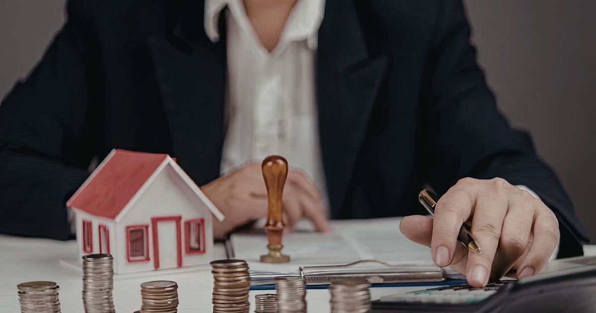  secured vs unsecured loans India comparison illustration